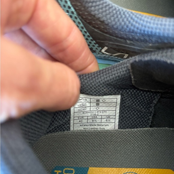 La Sportiva Bushido ll GTX trail running shoes, size women’s 8.5. - Picture 8 of 8